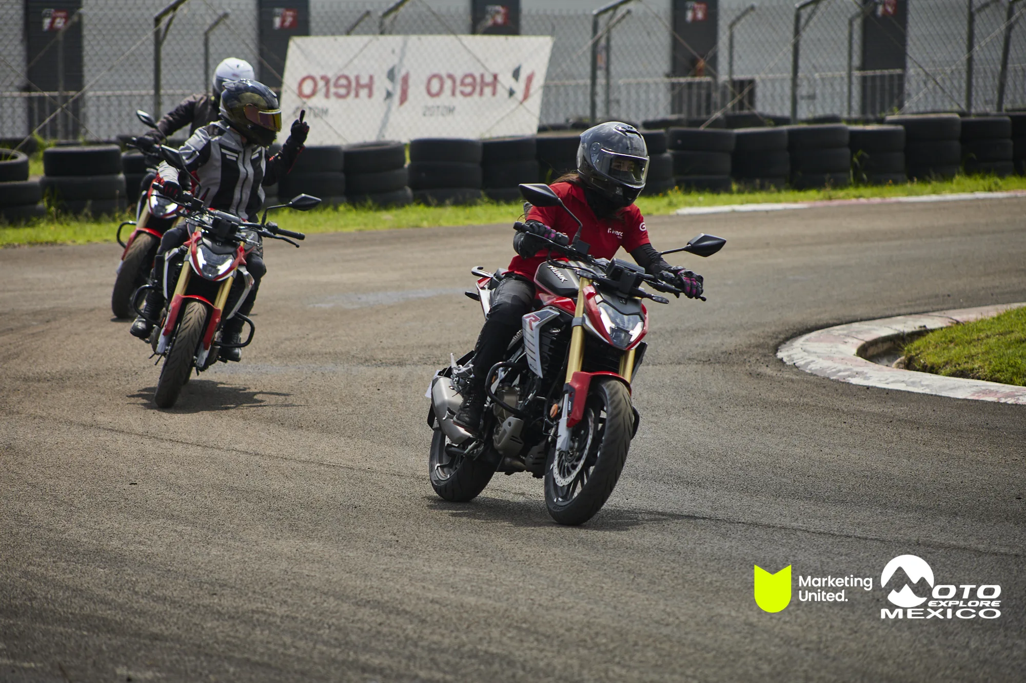 HUNK TRACKDAY 301